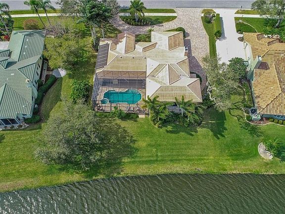 3rd image of 8852 Wild Dunes Dr