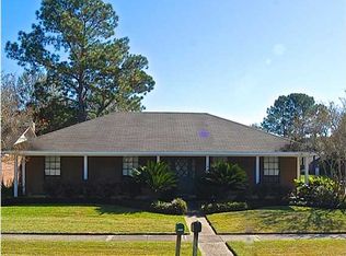 1418 Bullrush Dr, Baton Rouge, LA 70810