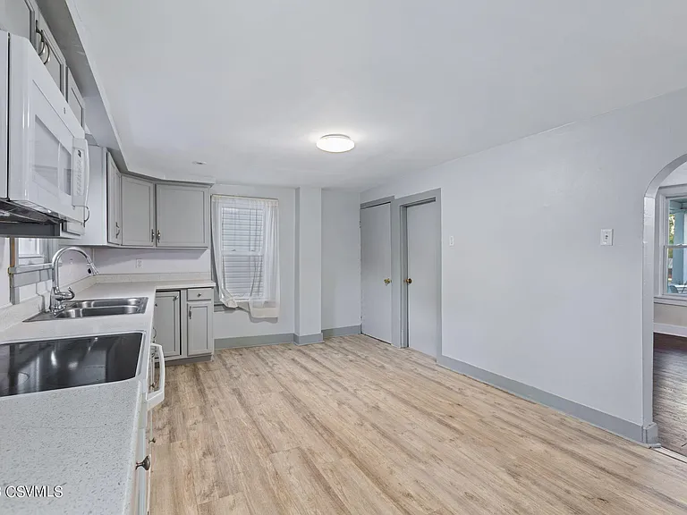 222 N 2nd St — Photo 11