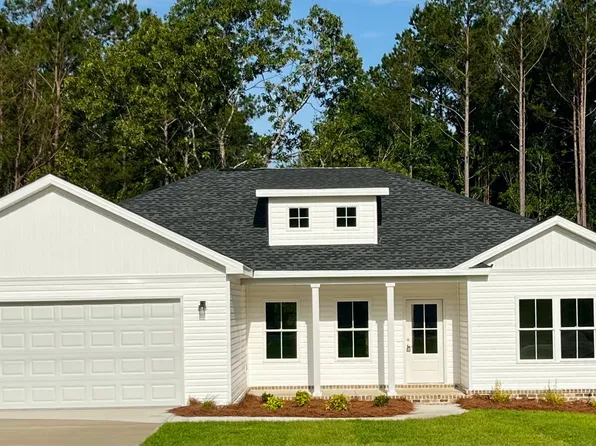 1718 Wildflower Cir, Metter, GA 30439