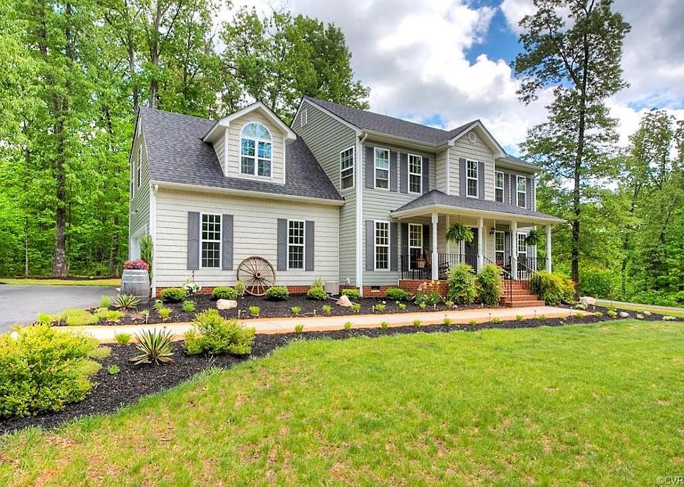 1st image of 305 Peregrine Pl