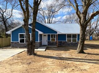 435 19th St NW, Paris, TX 75460
