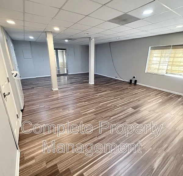 3153 Woodhaven Dr — Photo 12