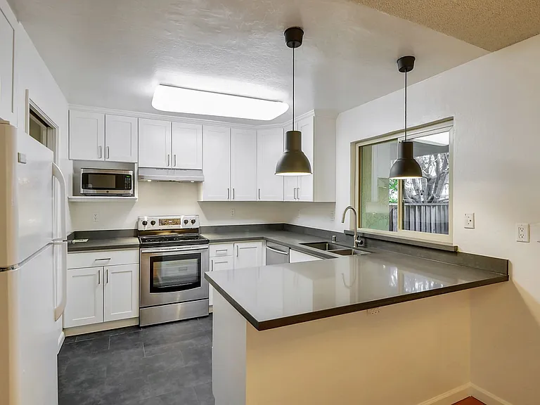 436 Sierra Vista Ave #8 — Photo 9