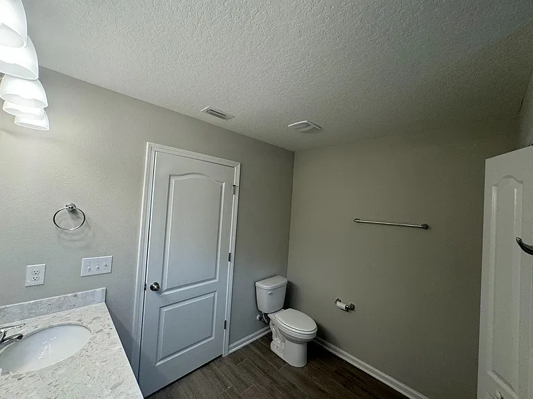 7816 Island Fox Rd — Photo 21