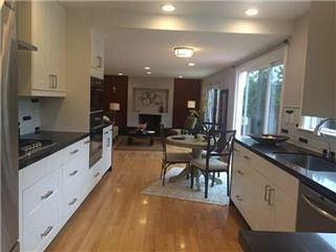 4th image of 10944 Dryden Ave