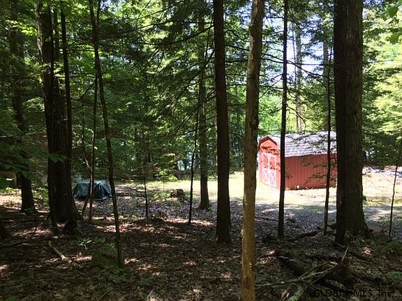 2nd image of 224 Putnam Mountain Way