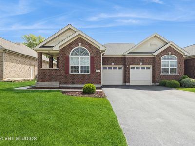 921 Eineke Blvd, Algonquin, IL, 60102