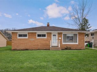 24634 Staghorn Dr, Bedford Hts, OH