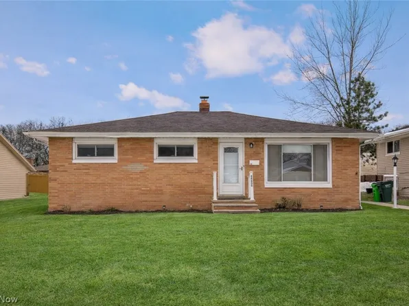 24634 Staghorn Dr, Bedford Hts, OH 44146