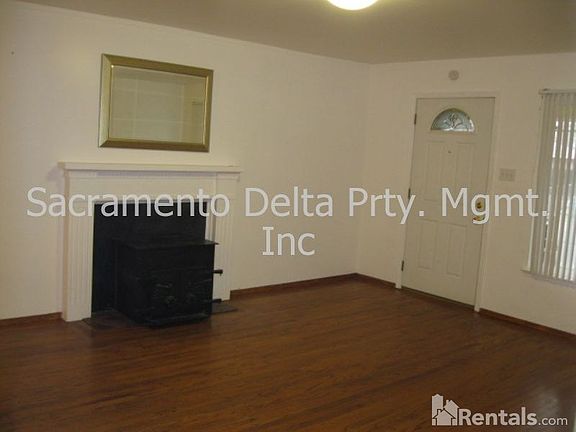 5th image of 3201 Normington Dr