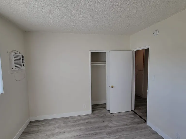 13129 OXNARD — Photo 20