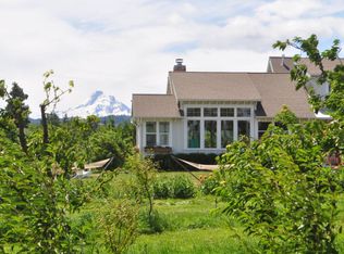 4320 Royal Anne Dr #1, Hood River, OR 97031