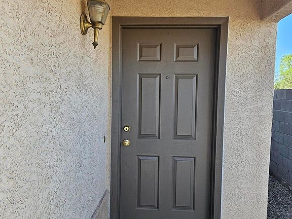 2nd image of 544 W Jardin Loop