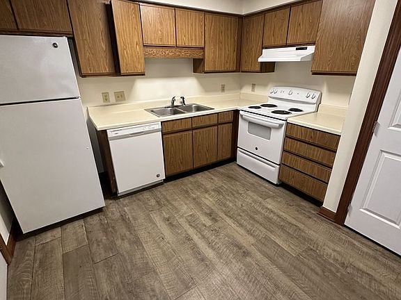4th image of 3530-102 Ivy Commons Dr
