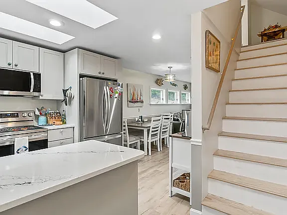 618 Gurnet Rd — Photo 11