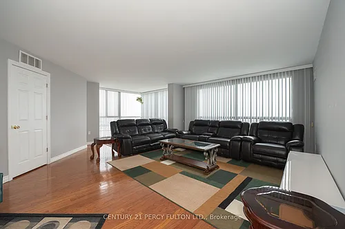 5 Concorde Pl #1805 Photo 1