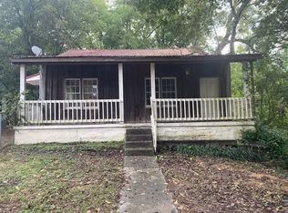 145 N Chesterman St, Holly Springs, MS 38635