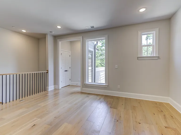 1107 Parkside Greenway Dr — Photo 39