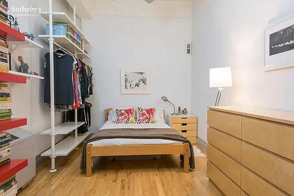 Rented by Sotheby's International Realty | media 19