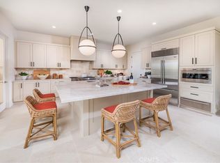 122 Oakstone, Irvine, CA 92618