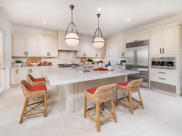 122 Oakstone, Irvine, CA 92618