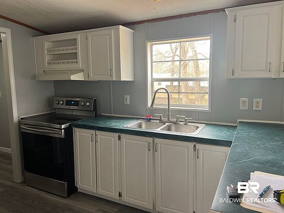 5th image of 24765 Oak View Ct
