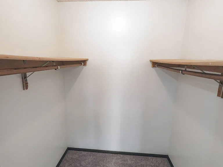 1327 D St #6 — Photo 16
