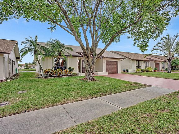 3rd image of 2165 SW 17th Circle