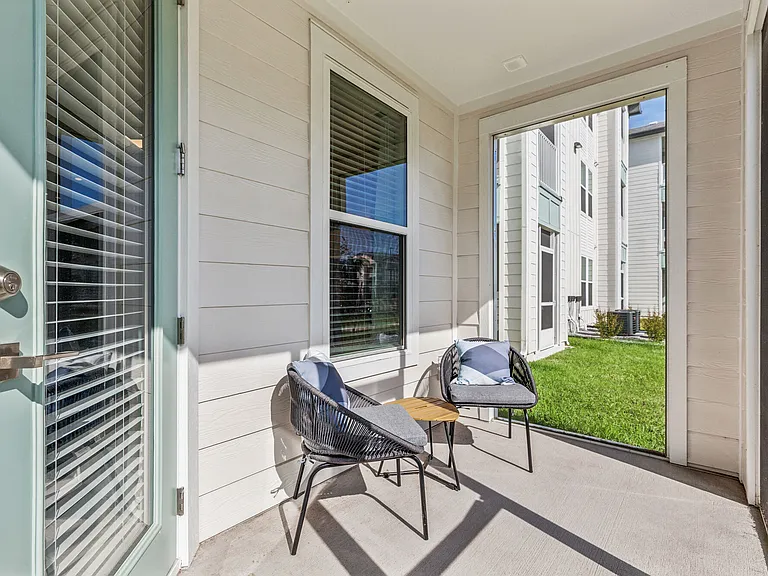 Alera at Hunters Glen — Photo 15