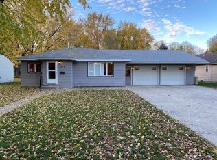 727 E South St, Litchfield, MN 55355