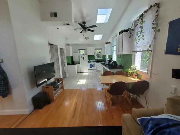 4315 River Rd NW, Washington, DC