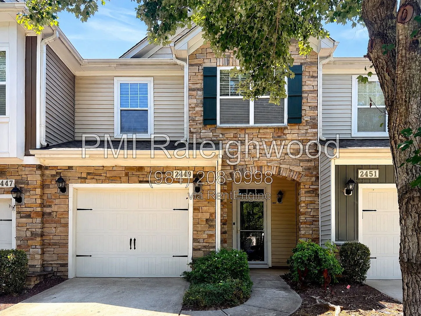 3 bed, 2.5 bath, 1855 sqft, $2,395 — Photo 2