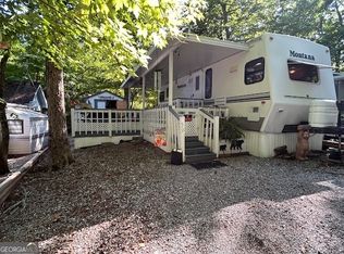 39 Terrace Cir, Cleveland, GA 30528