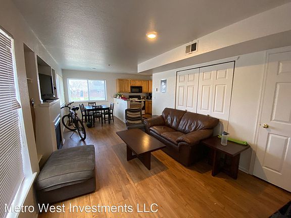 4th image of 845 30th St #8181759