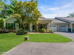 138 Greenlawns Dr, Lakewood, NJ 08701