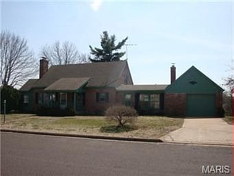 1st image of 102 Emmons St