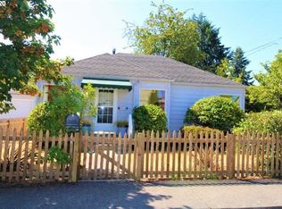 8910 SE Cora St, Portland, OR 97266