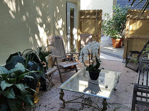 3rd image of 2630 Natoma St
