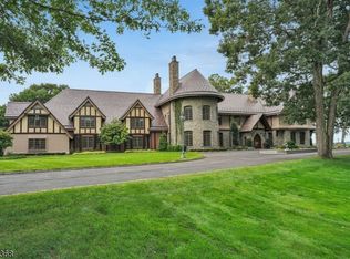 475 Bernardsville Rd, Mendham, NJ 07945