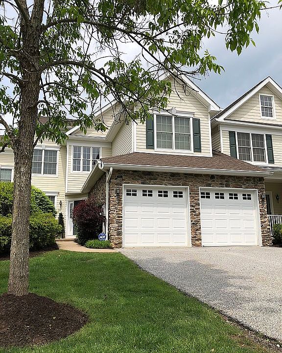 1st image of 39 Briar Ct