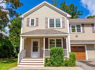 89 Ossipee Rd #89, Newton Upper Falls, MA 02464