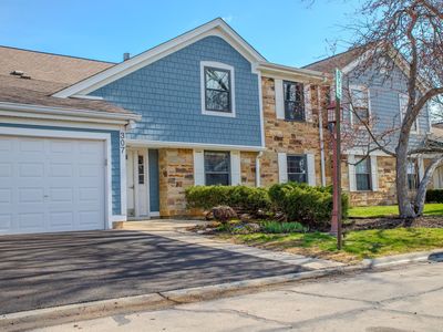 307 Maplewood Ct APT B2, Schaumburg, IL, 60193