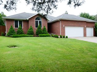 5687 S Belgravia Ave, Springfield, MO 65804