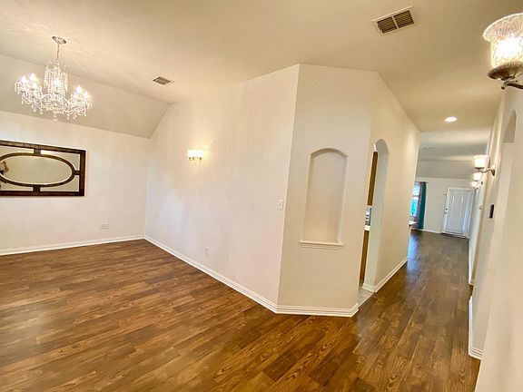 5th image of 3224 Crofton Dr