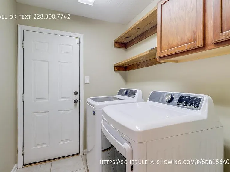 14348 Atwood Cv — Photo 13