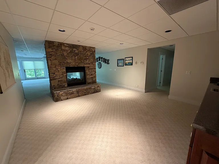 139 Summit Dr — Photo 25