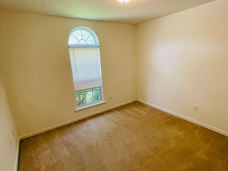 2031 Sunny Dale Dr — Photo 27
