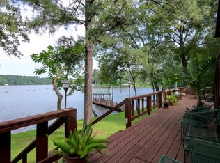 2125 E Lake, gladewater, TX 75647