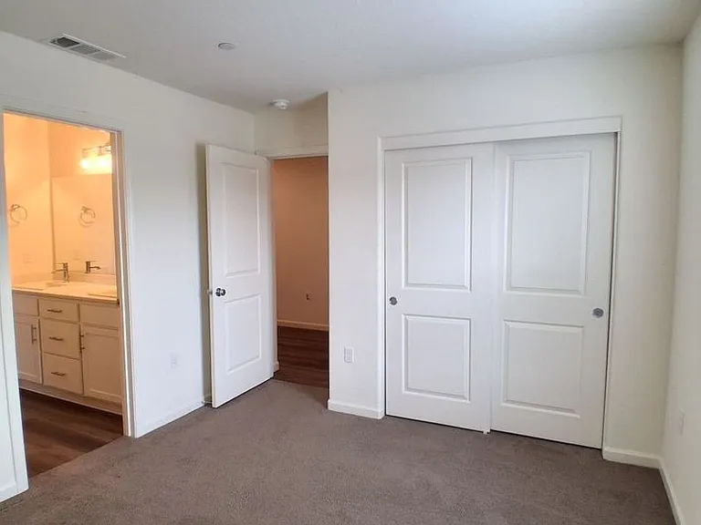 1646 Concord Ave — Photo 9